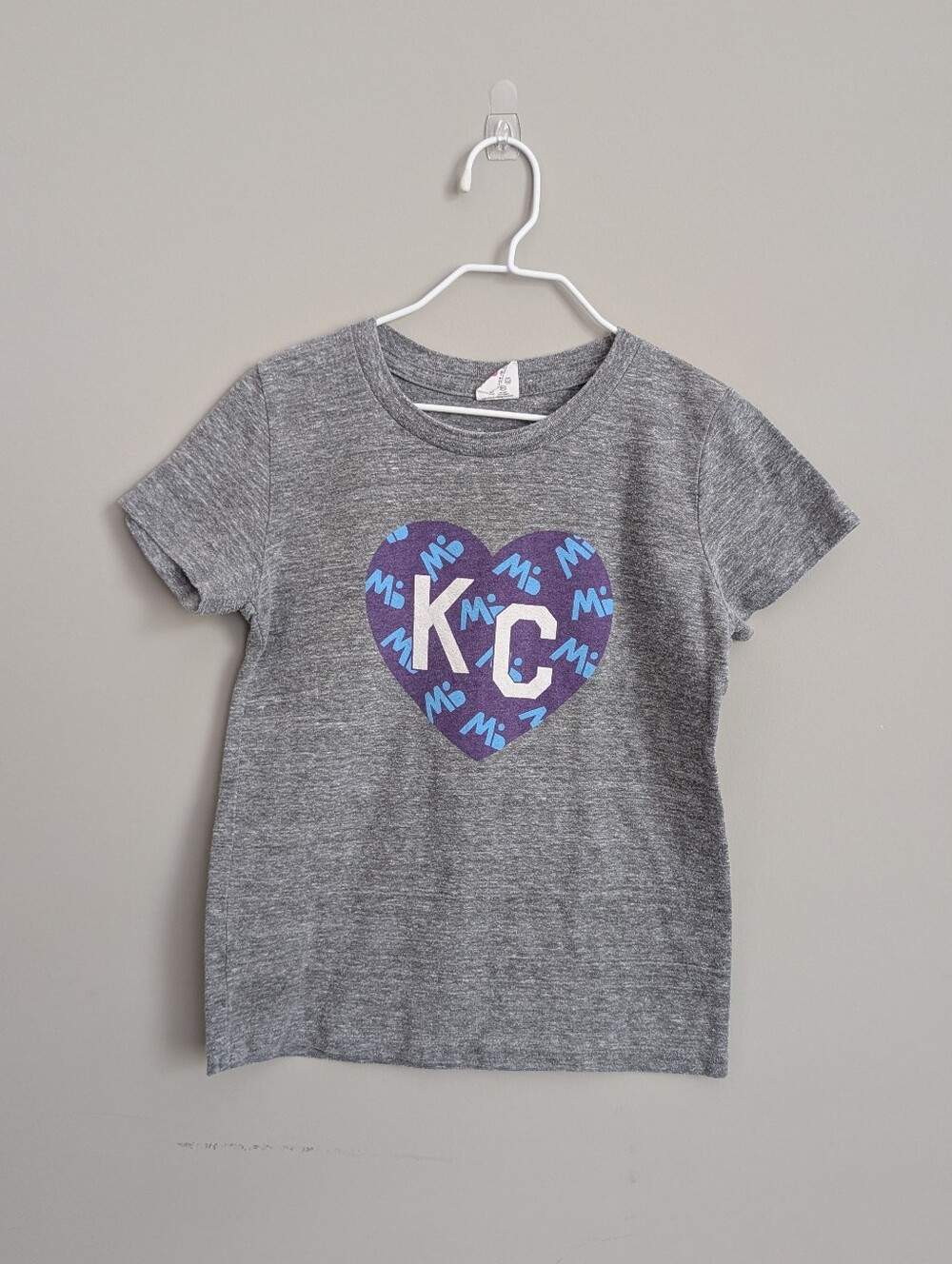 Charlie Hustle Gray KC Heart March Of Dimes Graphic Kids Tee Size 6
